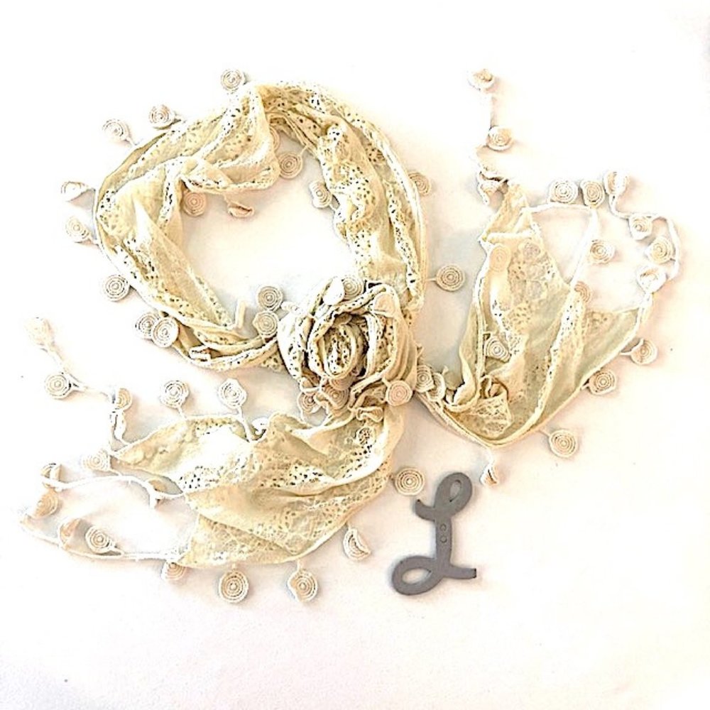 Very Feminine, Lacey Ivory Scarf